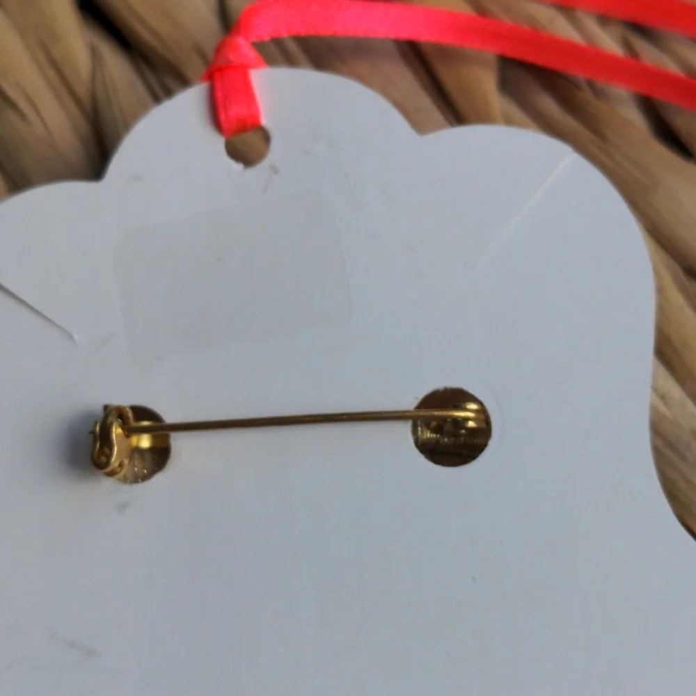 Vintage Butterfly Brooch Pin - Picture 3 of 4